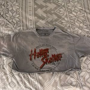 Oversized & cropped graphic tee